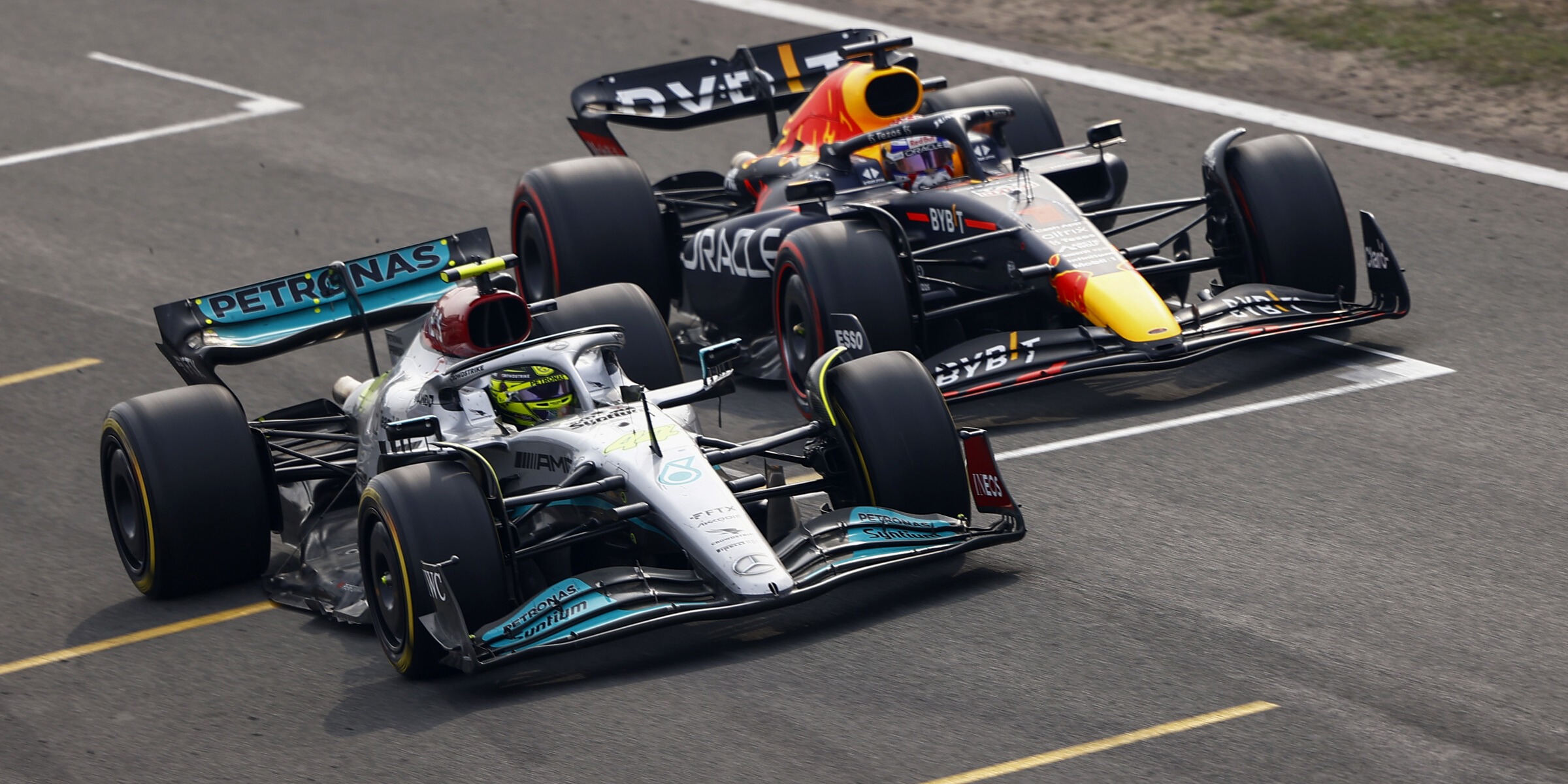 F1-Rennen Zandvoort: Verstappen gewinnt, Hamilton tobt vor Wut!