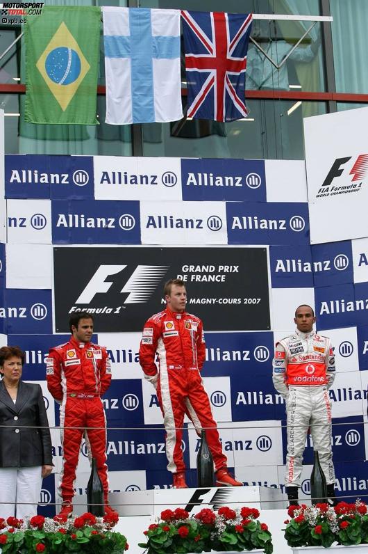 Felipe Massa, Kimi Räikkönen (Ferrari  und Lewis Hamilton (McLaren-Mercedes) 