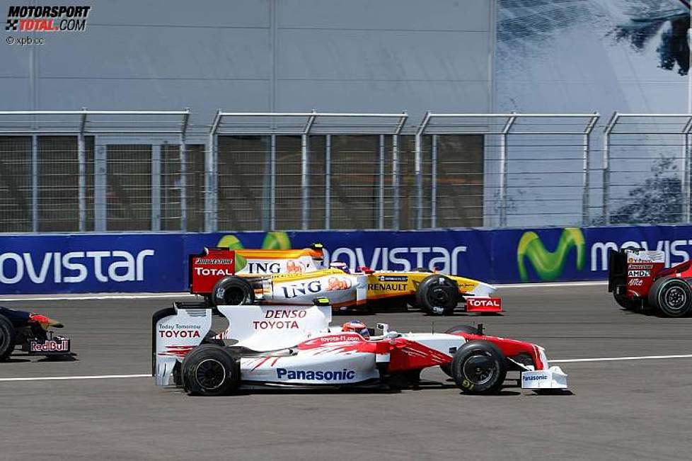 Timo Glock (Toyota), Romain Grosjean (Renault) 