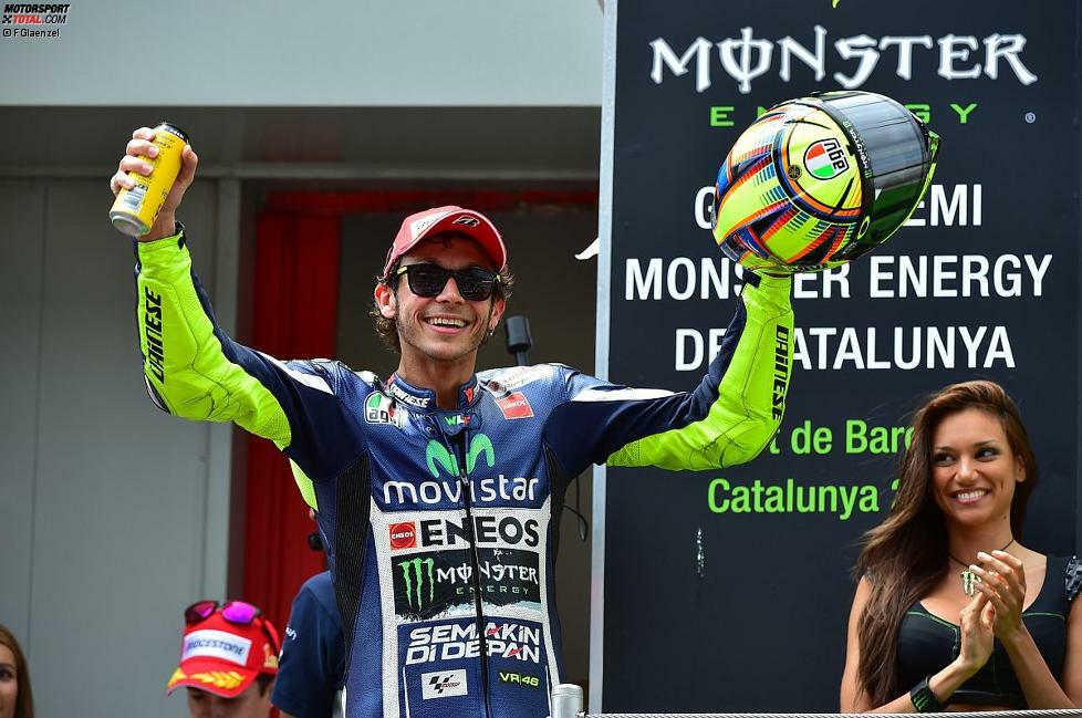 Valentino Rossi feiert seinen zweiten Platz. Er weiß, dass er mit Ausnahme von Marc Marquez immer noch einer der besten Motorradfahrer der Gegenwart ist.
