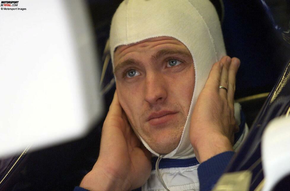 2001: Bei der Aufwärmrunde vor dem Restart in Spa ist der Williams von Ralf Schumacher zu lange aufgebockt, weil die Mechaniker nicht mit Reparaturen fertiggeworden sind. Schumacher wird ans Ende des Feldes strafversetzt.