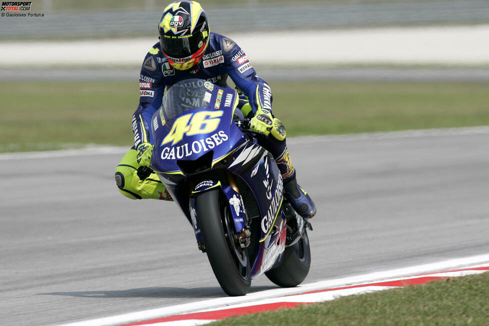 Im Jahr 2005, seinem zweiten mit Yamaha, erreicht Rossi dann zum dritten Mal elf Siege in nur einer Saison. Bei insgesamt 17 Rennen kommt er auf eine Siegquote von 64,71 Prozent und holt seinen bereits fünften Titel.