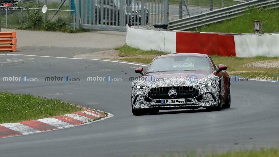 Mercedes-AMG GT Coupe (2024) kaum noch getarnt