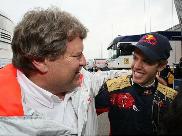 Titel-Bild zur News: Norbert Haug und Sebastian Vettel