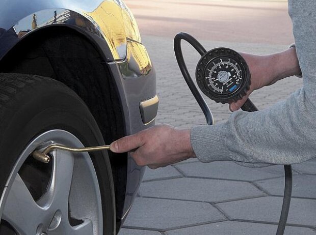 Ratgeber: Der richtige Luftdruck im Reifen