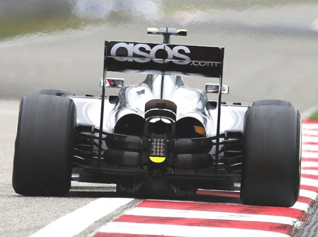 Titel-Bild zur News: Kevin Magnussen, McLaren, Heck