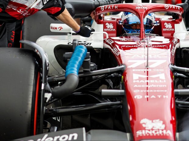 Valtteri Bottas im modifizierten Alfa Romeo C42 beim Formel-1-Rennen 2022 in Imola