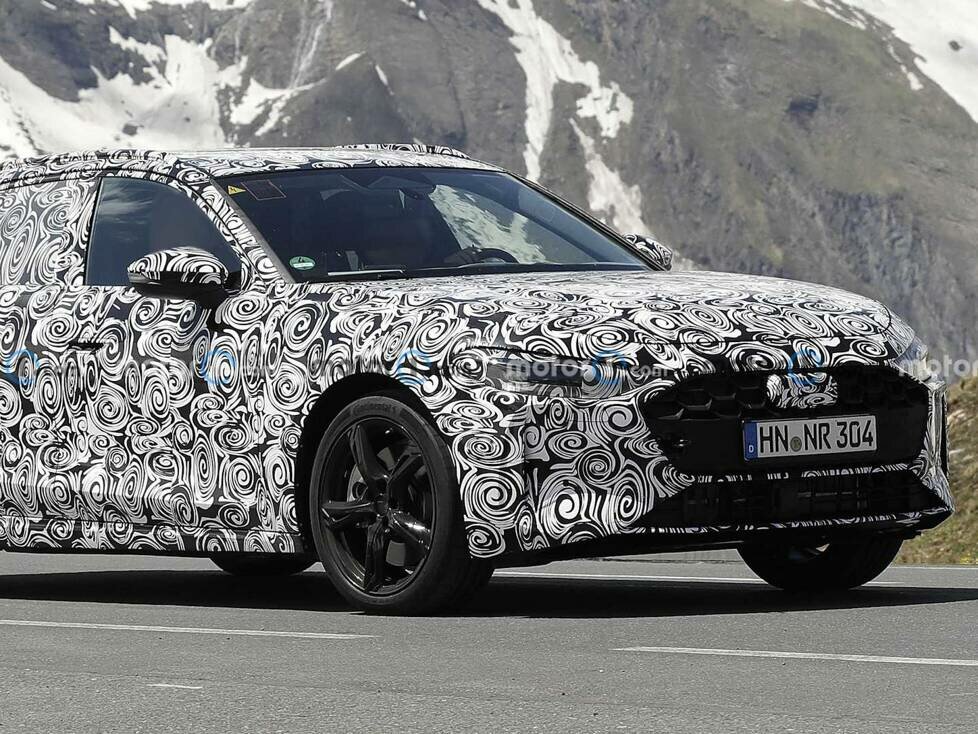 Audi A4 Avant (2023) als Erlkönig