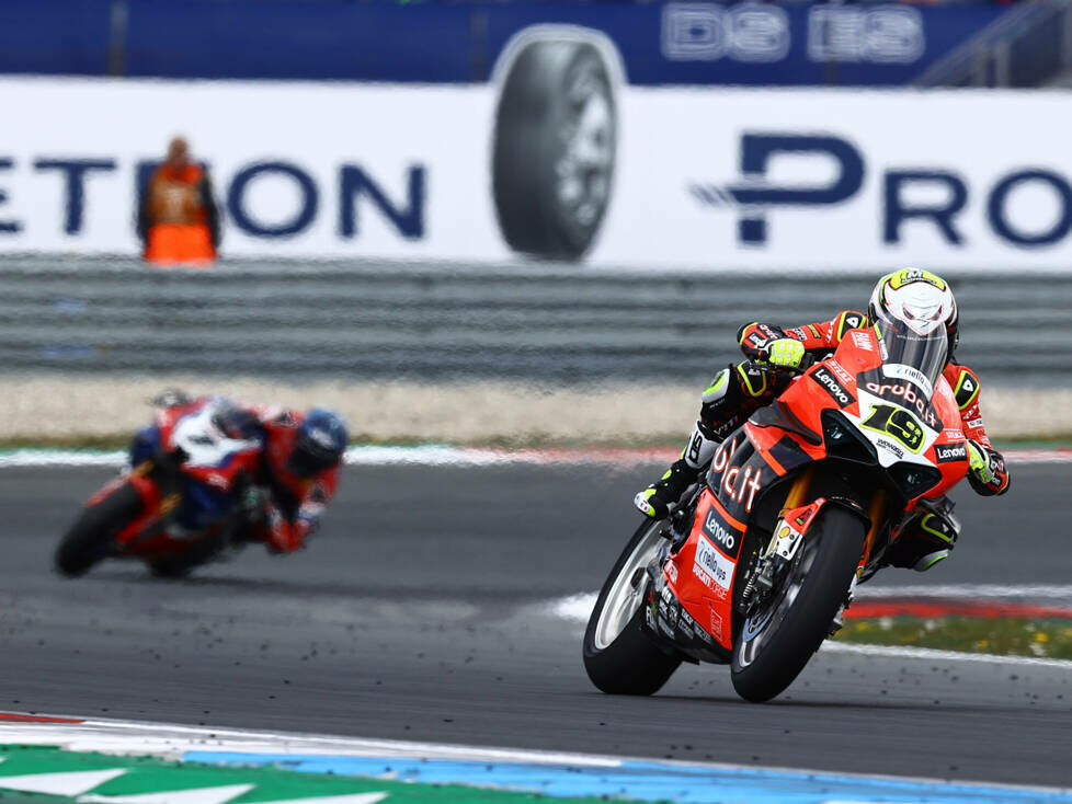 Alvaro Bautista, Iker Lecuona