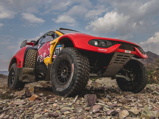 Die Hölle": Reifenschäden werfen Loeb bei der Rallye Dakar weit zurück