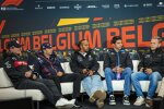 Valtteri Bottas (Alfa Romeo), Sergio Perez (Red Bull), Lewis Hamilton (Mercedes), Esteban Ocon (Alpine) und Kevin Magnussen (Haas) 