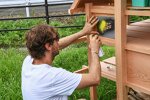 Sebastian Vettel errichtet Insektenhotels in Suzuka