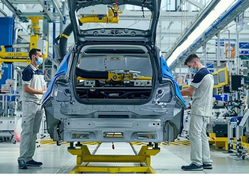 Produktion des Fiat 500 im Werk Mirafiori (2020)