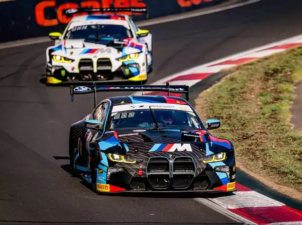 Titelbild für die Nachrichten: BMW beendete die Trockenperiode im Bathurst 12 Stunden mit einem Doppelsieg von WRT