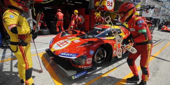 Zwei Ferrari-Hypercars sacken Strafe fürs Rennen ein - Falschparker in Le Mans! 