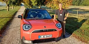 Bild zum Inhalt: Mini Aceman SE im Test: Erfreulich straff gefederter Crossover