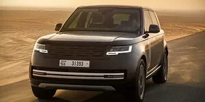 Bild zum Inhalt: Prototypen des Range Rover Electric im Hitzetest 