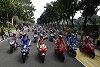 Empfang in Indonesien: MotoGP-Stars fahren durch die Straßen Jakartas